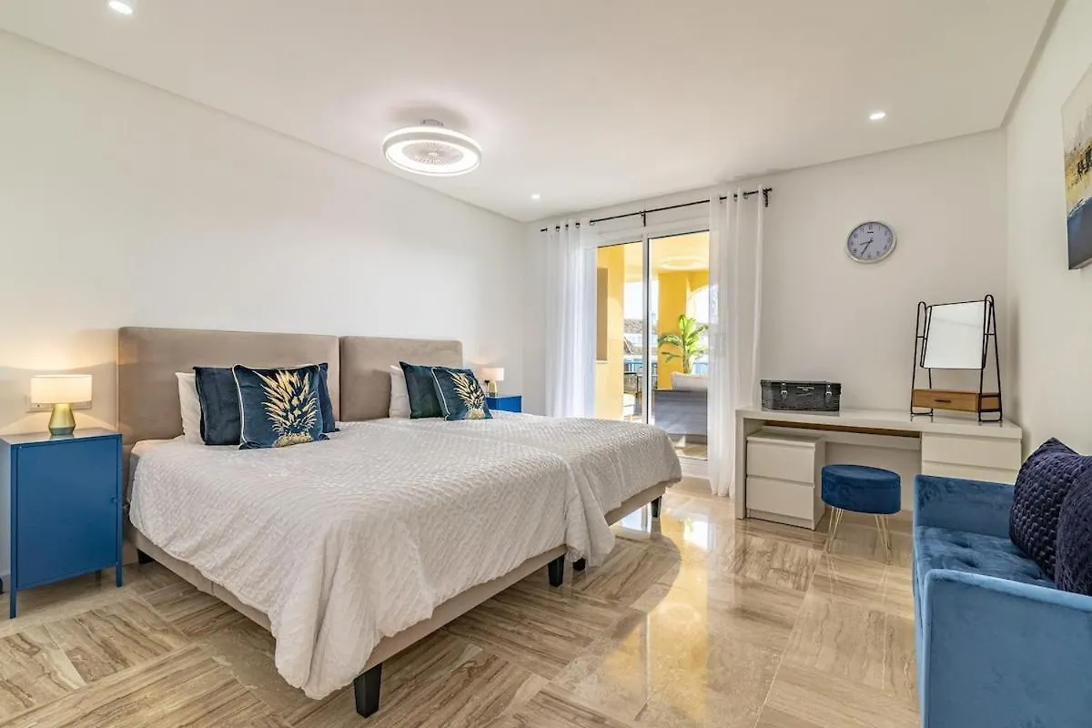 Waterfront Polo Royale III Apartment Sotogrande 0*,