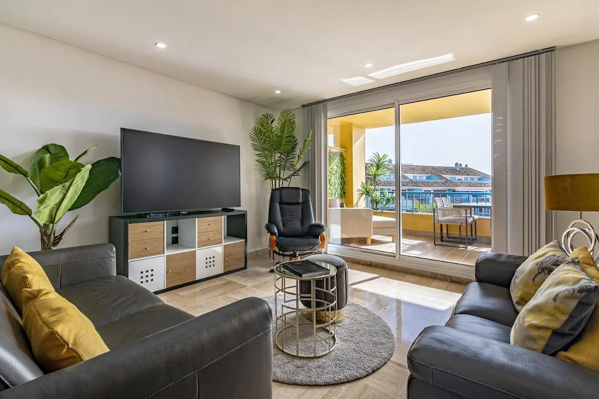 Waterfront Polo Royale III Apartment Sotogrande